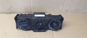 Panel nawiewu powietrza klimatyzacji Skoda Rapid 5JA820045 2