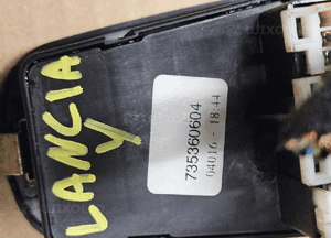 Lancia Ypsilon 2 II panel sterowania szyb 2