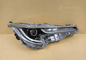 Lampa prawa prawy full led toyota corolla E21 hb kombi 19- 1