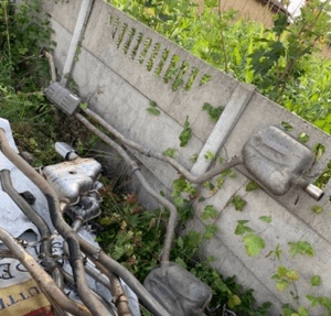 CADILLAC CTS 3,6  benzyna wydech tłumiki tłumik rura 2