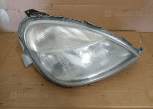 Lampa prawy przód przednia prawa Mercedes W168 A1688201061 0301152212 1
