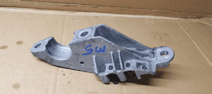 Mocowanie drążka stabilizatora prawy przód BMW M5 G30 F90 6884012 3