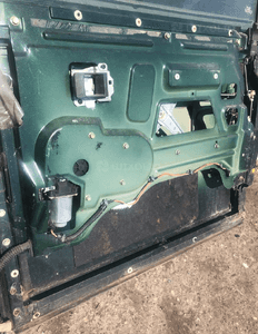 Drzwi przednie prawe LAND ROVER DEFENDER 4
