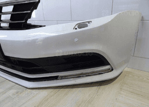 Zderzak przedni VW Jetta 5C6 lift 4xPDC 2