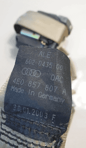 Audi A8 D3 pas bezpieczeństwa tył tylny środkowy 4E0857807A 3