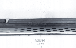 Listwa progowa prawa próg mercedes gle amg W166 A1666980225 3