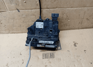 Zamek drzwi lewy przód przedni Fiat Grande Punto 55701963 4
