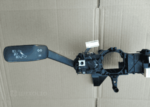 VW  Passat B8 przelacznik pod kierownice 3Q0953531 3
