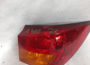 . TYL TYLNA LAMPA PRAWA  W BŁOTNIK LEXUS IS220 IS250 IS350 2
