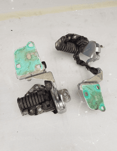 Mercedes W207 coupe 09- zawiasy dachu komplet A2077500328 1