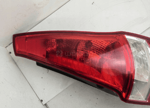 Lampa prawy tył hyundai I30 i kombi lift 92402-2R1 2