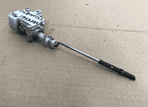 Siłownik klapki wlewu Vw Golf 4 IV 97-06r 1J6810773A 3