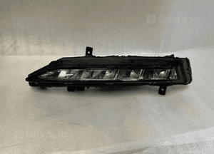 Skoda superb 3 iii lift led drl halogen lewy 19- 1
