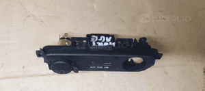 Czytnik Gniazdo AUX USB KIA Sportage III 96110-3W000 2