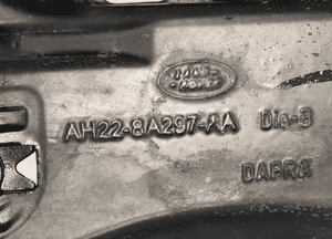 Land rover discovery iv 4 L319 pas przedni wzmocnienie czolowe oryginał 18