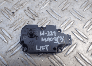 SILNICZEK NAGRZEWNICY MERCEDES S-KLASA W221 LIFT P9708005 RADOM 1