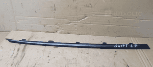 Listwa szyby czołowej lewy przód Suzuki Swift IV 77170-63J0 1