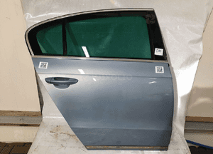 Drzwi tył tylne  prawe volkswagen passat B6 sedan LB5M błekitny 1