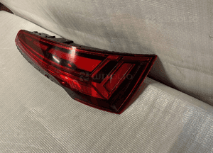 Audi Q5 80A lift lampa tylna prawa matrix 20- 3