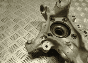 MERCEDES W206 ZWROTNICA LEWY TYŁ A2063570100 9