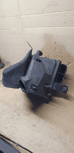 Obudowa filtra powietrza Audi A4 B5 06B133837A 2