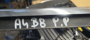 Listwa zgarniająca drzwi chrom prawy przód przednia prawa Audi A4 B8 8K0853284G 7