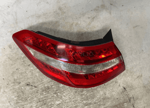 Mercedes E klasa W212 LAMPA ZESPOLONA LEWY TYŁ A2129066601 5