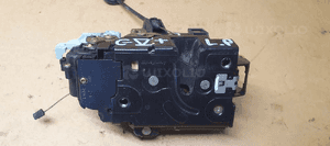 Zamek drzwi lewy przód 9 PIN VW Golf V Plus 3D1837015 2