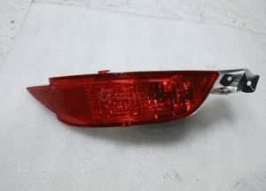 Ford fiesta c-max lampa przeciwmgielna prawy tył 2
