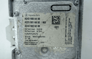 WZMACNIACZ HARMAN MERCEDES W223 W447 A2439008400 4