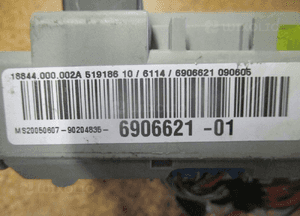 Skrzynka bezpieczników bmw E87 E90 E91 6906621-01 3
