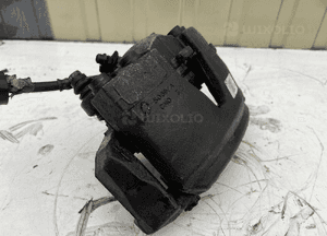 Zacisk lewy przód audi A7 32348421A 5