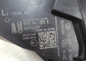 Audi A3 8V lift xenon lampa przód lewa 8V0941005E 13