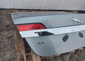 Klapa bagażnika kompletna jaguar xf X250 07-15 w kolor 7