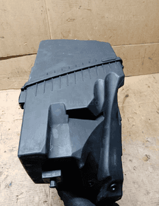 Obudowa filtra powietrza Audi A6 C6 2.0 TDI 4F0133835H 3