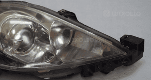 Lampa przednia prawa mazda 5 5