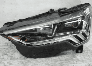 Audi Q3 83A full led cała lampa przednia lewa 4