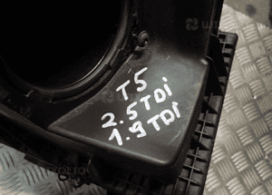 OBUDOWA FILTRA POWIETRZA VW T5 2.5 TDI 7H0129601J RADOM 3