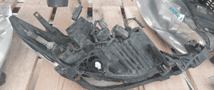 Przod przednia lampa lewa mazda 5 lift xenon !bez przetwornicy! 5