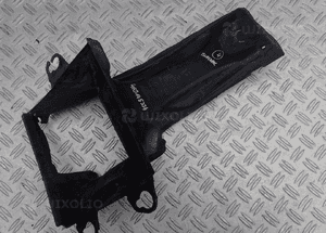 Audi A6 C6 dolot kierownica powietrza 1