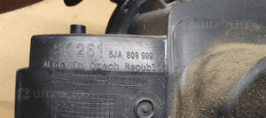 Klapka wlewu paliwa wlew Skoda Rapid LF9E 9P9P 5JA809999 6