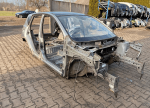 Ćwiartka podłużnica lewy przód nissan qashqai J10 i 2