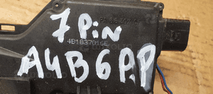 Zamek prawy przód przedni prawy Audi A4 B6 7PIN 4B1837016E 6