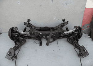 Zawieszenie tylne belka tył oś kpl nissan qashqai i J10 4X4 1