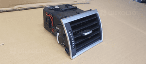 Kratka nawiewu lewa Audi A8 D3 4E0820951 4