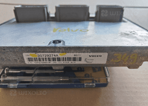 STEROWNIK KOMPUTER VOLVO V50 1.8 30729274A