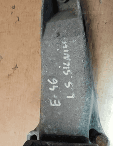 Łapa mocowanie wspornik kolektora ssącego BMW E46 1.9B 1743662 8