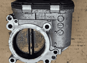 Mercedes W169 A 1.5 8V Przepustnica  A2661410525 3