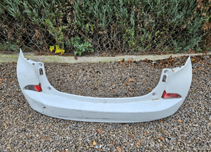Toyota VERSO S zderzak tylny tył 7
