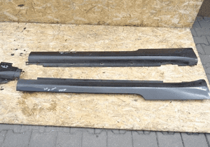 Listwa progowa audi A4 cabrio 1